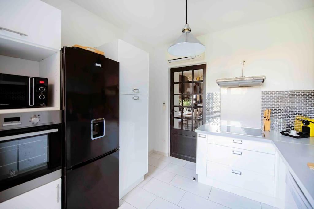 Jolie Maison Sur Orleans, Parking & Climatisation Exterior photo