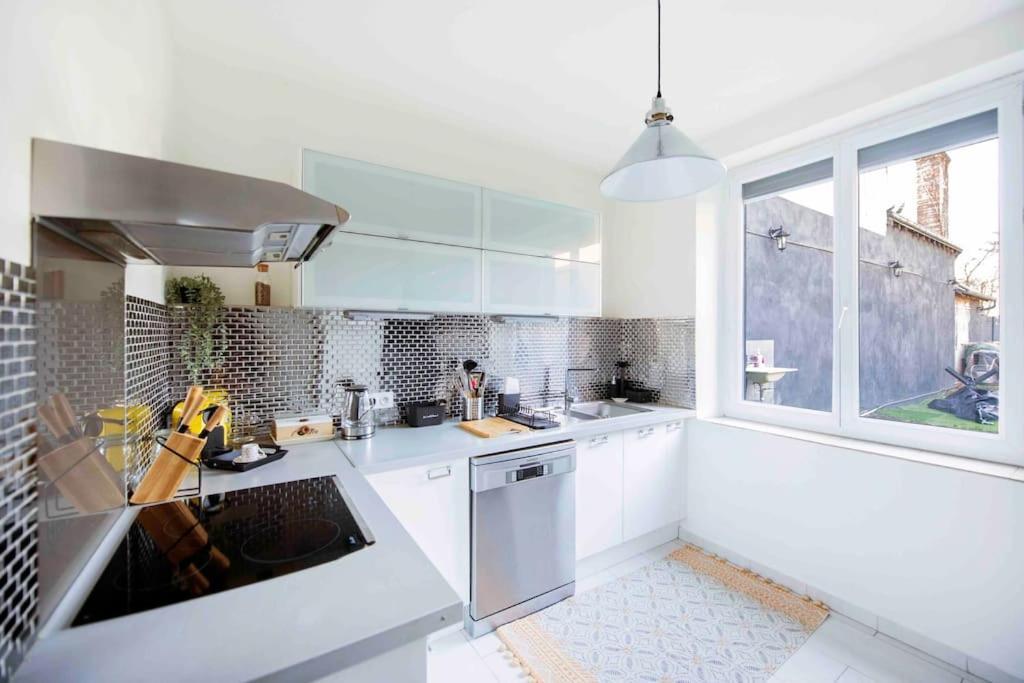 Jolie Maison Sur Orleans, Parking & Climatisation Exterior photo